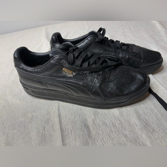 PUMA Black-Puma Team Gold GV Las Vegas shoes size 12 - Picture 1 of 9